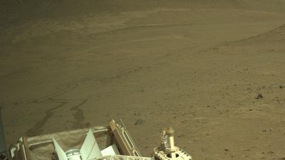 NASA's Perseverance rover begins ambitious ascent up a Mars crater rim