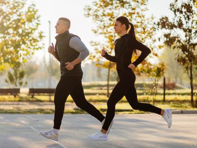 Boyfriend criticized for not being supportive of his girlfriend running half-marathon