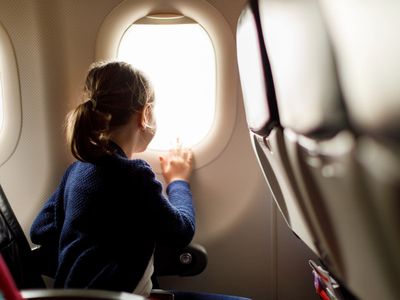 Two passengers lock a child in airplane bathroom on flight