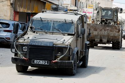 Israeli soldiers besiege Jenin on fourth day of West Bank assault