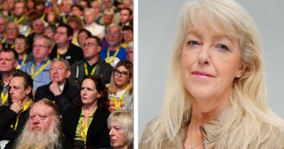 'Devolution should extend to Scotland's councils', Lesley Riddoch tells SNP members