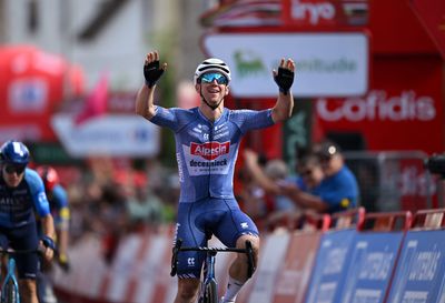 Vuelta a España: Kaden Groves tops Wout van Aert to win stage 14