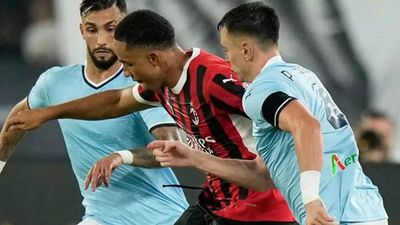 AC Milan held by Lazio; Romelu Lukaku scores on debut in Napoli's win