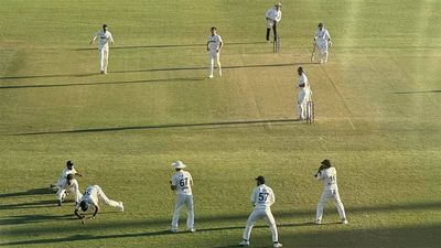 Watch: Pakistan's fielding woes continue, drop a 'regulation' catch in second Test against Bangladesh