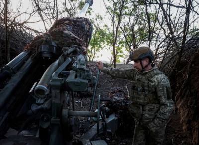 Russian Bomb Attacks Kill Civilians In Ukrainian City