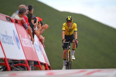 Cian Uijtdebroeks withdraws from Vuelta a España with Covid-19