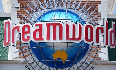 Tiger mauls animal handler at Dreamworld theme park on the Gold Coast