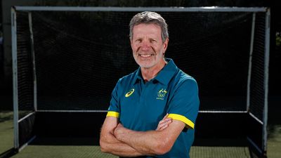 Kookaburras coach Colin Batch steps down