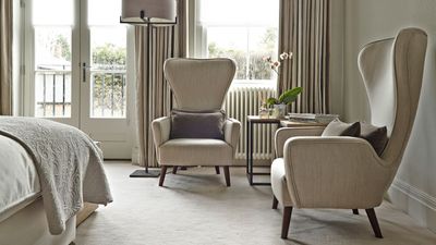 How to remove a carpet and prep the floor for a new one