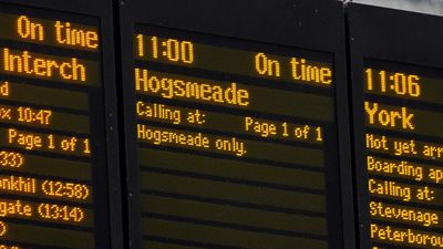 Harry Potter fans ‘boo’ after King’s Cross Hogwarts announcement fails to happen