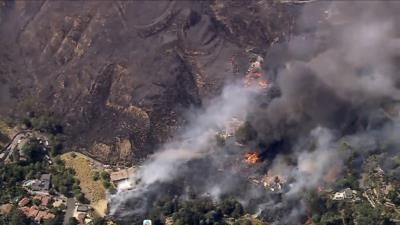 Record Fire Burns 650 Acres Near San Jacinto, California