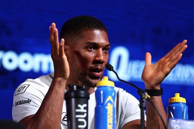 Anthony Joshua addresses Daniel Dubois sparring rumour: ‘He apparently took my lights out’