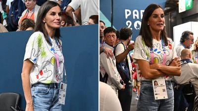 Queen Letizia’s straight-leg jeans and comfy trainers are a timeless style pairing we always find ourselves coming back to