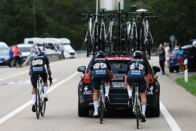 Could Primož Roglič's time penalty for drafting lose him the Vuelta a España?