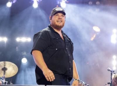 Luke Combs' 'What You See Is What You Get' Success