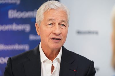 There's nowhere left to go for JPMorgan stock, as it gets downgraded after rising 30% this year