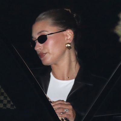 Hailey Bieber Enters Her "Mom" Jewelry Era With a New Diamond Ring