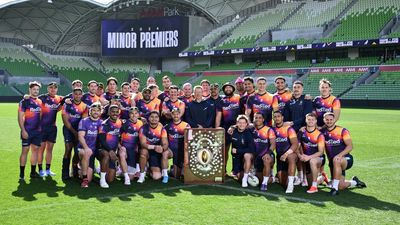 Melbourne savour NRL silverware before final round