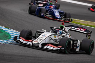 Why results don't reveal the reasons de Vries impressed on his Super Formula bow