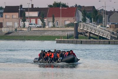 Watch: Migrants board small boats in France to cross English Channel after deadly tragedy