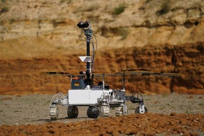 Space rovers that could help in search for life on Mars tested in Bedfordshire