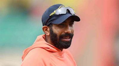 'Top of the ladder...': Cricket greats hail Jasprit Bumrah - Watch
