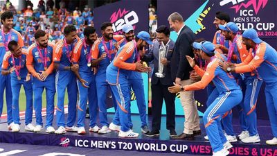 WATCH: Rohit Sharma's iconic World Cup walk celebration recreated by ...