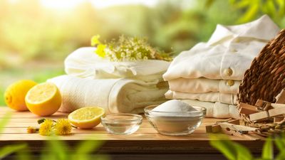 7 ways you can use lemon juice in your laundry routine