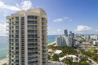 Florida and Texas boomtowns are awash in a glut of condos