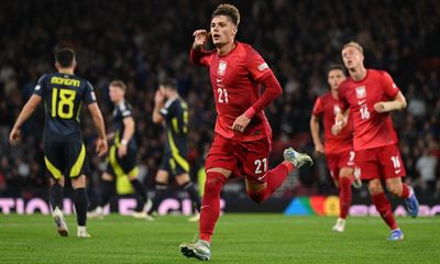 Poland seal Nations League win with late penalty to spoil Scotland comeback