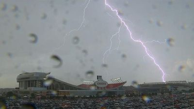 Photo of Lightning Striking Before Ravens-Chiefs Opener Is Absolutely Wild