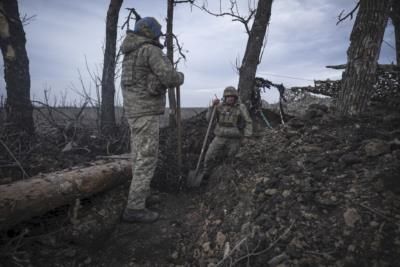 Ukrainian Soldiers Executed After Surrendering, War Crimes Uncovered