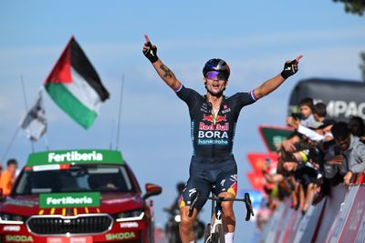 Primož Roglič takes GC lead with solo mountain win on stage 19 of the Vuelta a España