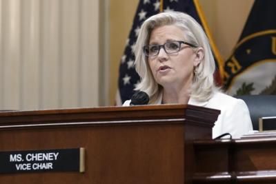 Liz Cheney Criticizes Trump And Vance As 'Misogynistic Pigs'