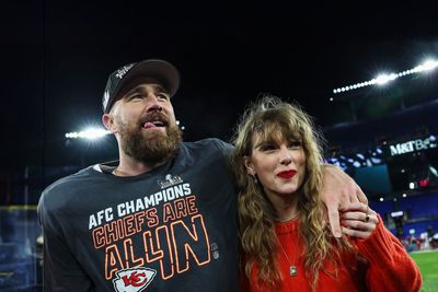 T Swift avoids Mahomes after Trump posts