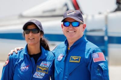 NASA Astronauts Wish Starliner 'Calypso' Luck On Return Journey