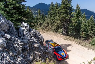 WRC Acropolis: Sordo extends lead over Neuville