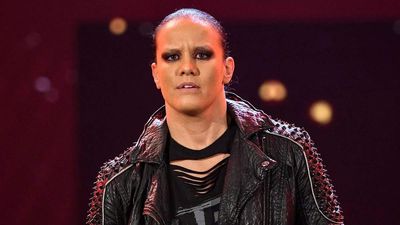 WWE star Shayna Baszler re-signs with the company