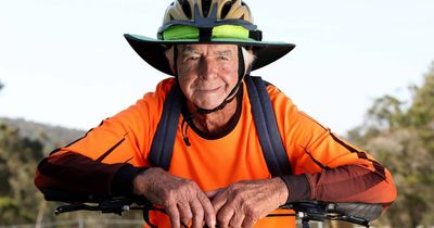 Meet the 97-year-old Toronto man who rides 20 kilometres each day to buy the newspaper