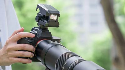 TTArtisan launches budget dot sight attachment for wildlife photographers