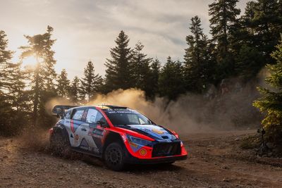 WRC Acropolis: Neuville avoids drama to lead after brutal Saturday