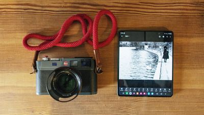 The laptop is obsolete for the working photographer: phones and iPads killed it!