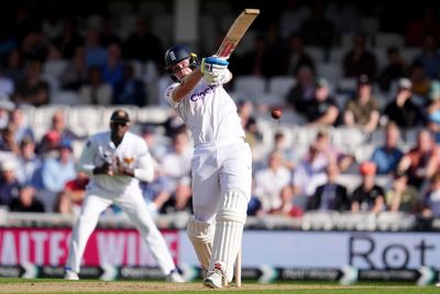 England collapse before Jamie Smith launches thrilling counter-attack