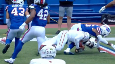 Cardinals Score TD vs. Bills Moments After Embarrassingly Bad Call by Refs