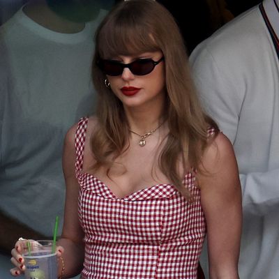 Taylor Swift Embodies "Miss Americana" at the US Open in a Gingham, Under-$250 Reformation Dress