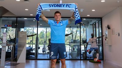 Sydney FC land former Celtic striker Klimala