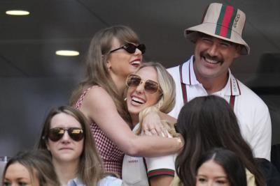 Taylor Swift Attends U.S. Open Men's Final With Travis Kelce