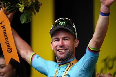 Mark Cavendish leaves door open to continuing career in 2025