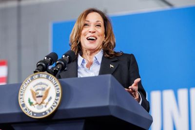 How will Harris debate Trump? Six key moments offer insight