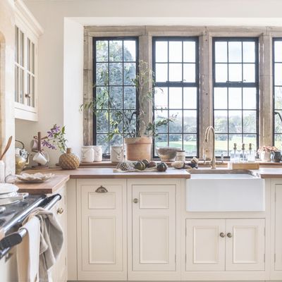 This Cotswolds kitchen shows country chic at its best - here's how they got the look